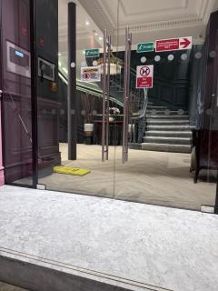 Hidden Gem of City Center - 8