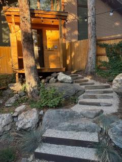 Cottonwood Canyons Basecamp - Ski, Bike, Sauna & Hot Tub Retreat - 9