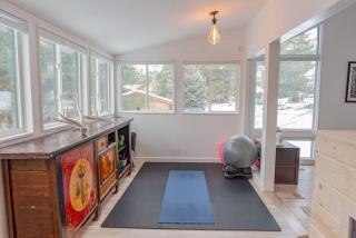 Cottonwood Canyons Basecamp - Ski, Bike, Sauna & Hot Tub Retreat - 3