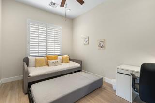 Bella Vista l Family Friendly Gilbert Escape - 2