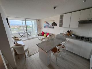 Hermoso departamento en Avenida del Mar con piscina - 8