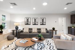 Minutes from Shopping, Old Town, Dining & Golf - 3