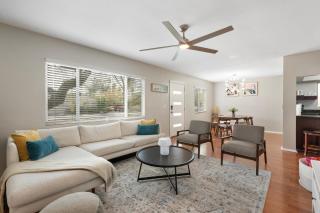 Sunburst Escape l Walk to Grocery l Pool l Hot Tub - 0