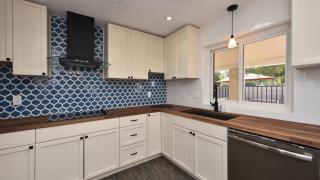 Desert Escape l 2 Masters l Heated Pool - 3