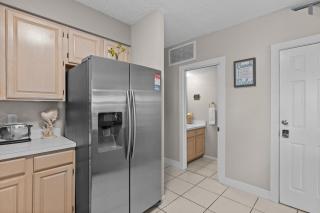 Lola's on the Beach - Cape Canaveral, FL - 3