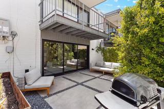 Spacious 3BR Condo in Old Town - 7