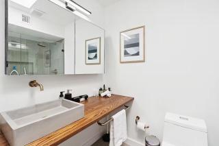 Spacious 3BR Condo in Old Town - 3