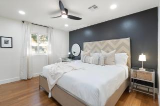 NEW 5 min to Old Town, Pool & Spa, 2 King Suites - 6