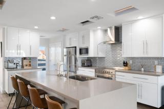 Casa Sol l Pool l Hot Tub l 5 BR - 8