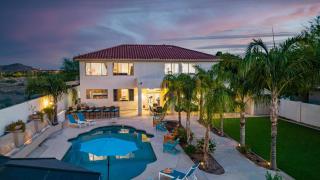 Heated Pool, Hot Tub, Pool Table, Putting Green, 5BR - 8