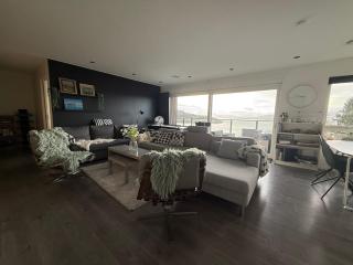 Villa med 4 soverom, sjøutsikt og hage ved lokal badestrand - 9