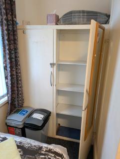 Kettering Town Vacations Free WiFi & Long stay with Shared Bathroom, lounge & kitchen Double & Single rooms available - 2