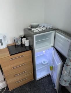 Kettering Town Double Rooms with TV Ideal Professional workers for longer stays Shared bathroom kitchen & Lounge - 9