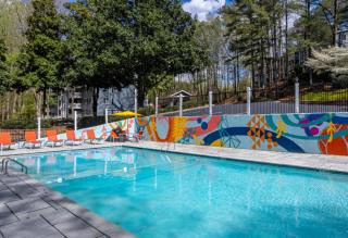 Spacious 2bd2bth Apt I Private Porch I Parking - 1