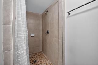 Crest At East Cobb 1830 Sleek & Cozy 2bd 2bt - 8