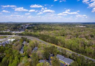 Crest At East Cobb 1830 Sleek & Cozy 2bd 2bt - 5