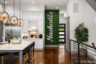 Luxe Getaway with Hot Tub - 7