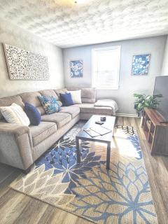 Cozy 2 Bdrm Cottage King bed - 0