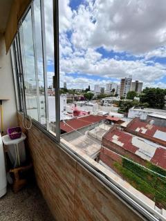 Luminoso y funcional en Parque Batlle equipado - 1