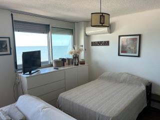 Comodo mono en Ciudad Vieja - 0