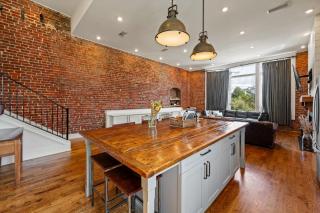 Modern 3BR Condo Walk to Downtown and UT with Parking - 4