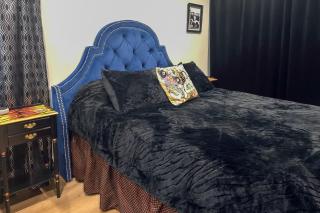 Walk to Hollywood Blvd Chic LA Studio with Patio! - 7