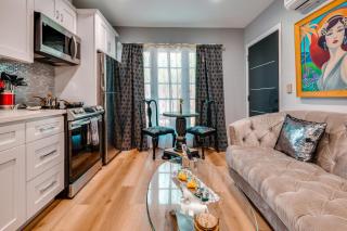 Walk to Hollywood Blvd Chic LA Studio with Patio! - 8