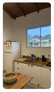 Cris House Apto 1 dorm a poucos metros da praia Rio Tavares - 9