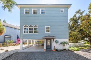 The Sand Euro - 4BR, 3Full & 1Half BA in Historic Summer Haven near beaches and Matanzas Inlet - 5