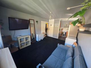 A home in the city - 1