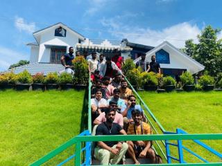 Mountain Vibes Wayanad Pool Villa and Spa - 1