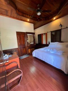 Ban Phanluang Guesthouse - 4