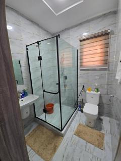 Beautiful 2 bedroom Apartment with Pool - 1