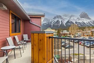 RidgeView Loft - Top Floor 2 Bed 2 Bath, Amazing Views - 6