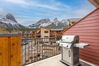 RidgeView Loft - Top Floor 2 Bed 2 Bath, Amazing Views - 3