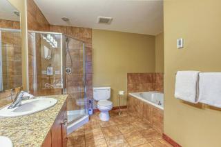 Rundle Rise - Spacious Condo Steps from Main Street - 7