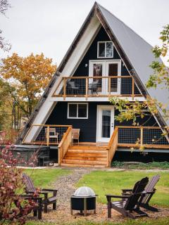 Cozy A-Frame Getaway Minutes from Nelson Ledges - 1