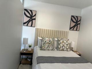 Traveler's Comfort - 4