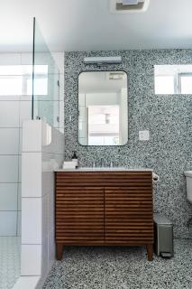 Simple La Jolla Epic bungalow #7 - 3