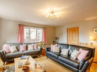 4 Bed in Harlech 89631 - 1