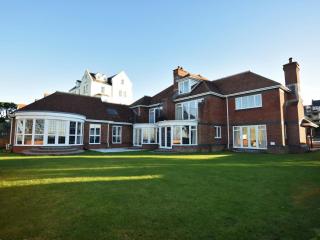 6 Bed in Westward Ho 47214 - 2