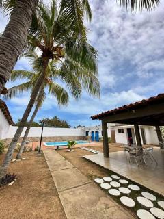 Town House en Playa el Agua - Isla de Margarita - 3