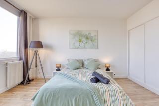 Relaxation near Paris - 2