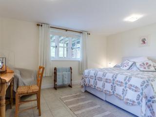 1 Bed in Truro LSUNF - 4