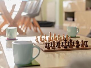 3 Bed in Charlestown 65572 - 3