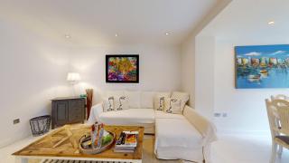 Notting Hill ,5 min walk to Portobello Market - 3