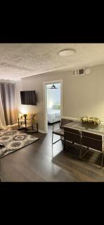 Quiet Corner of Atlanta - 0