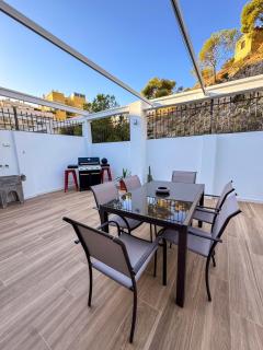 Alicante Beach Penthouse, Huge Sunny Terrace, Peaceful Stay - 1