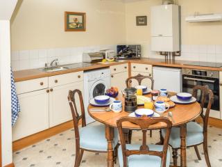 2 Bed in Blackwater IC082 - 5