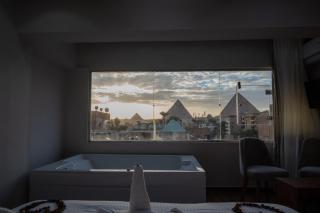 pyramids&tuya stone&view - 3